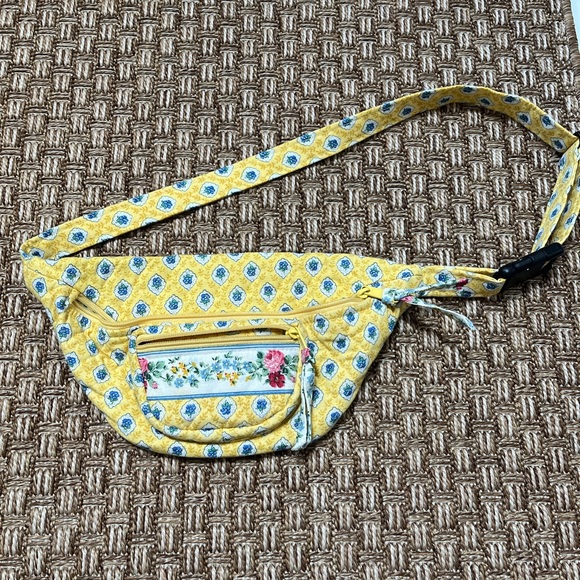 Vera Bradley Handbags - RARE Vintage Vera Bradley Elizabeth Yellow Floral Fanny Pack Bag